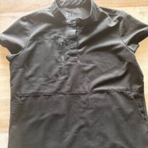 Figs scrub top